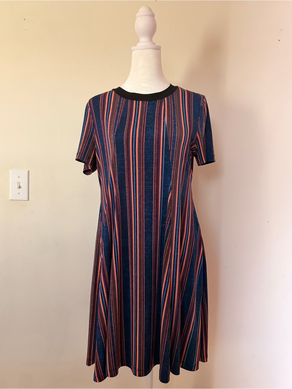 BCBGeneration Striped Multicolor Short-Sleeve A-Line Back Cutout Dress